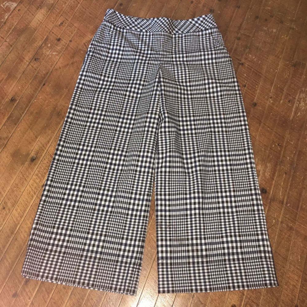 Trina Turk wide leg plaid business casual flat front size 0 trousers